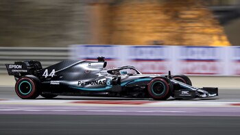 Mercedes se adueñó de dos