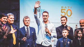 Batistuta fue homenajeado en Florencia