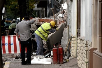 El personal de emergencia sacó