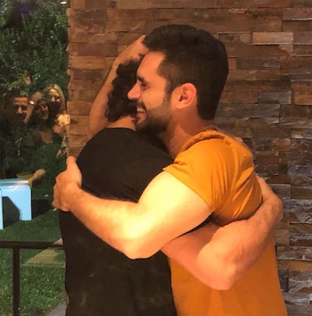 Abrazo final. (Foto: Instagram)