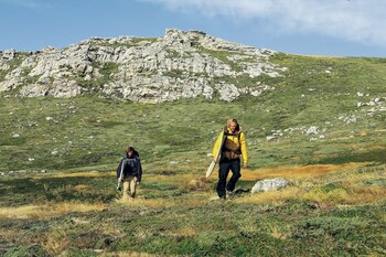 La caminata hacia el mar.