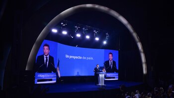 Massa presentó diez compromisos para