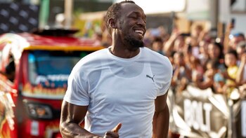 Usain Bolt realiza una serie