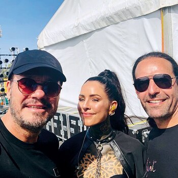 A treinta y cuatro horas