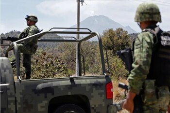 De acuerdo con el gobierno federal, la organización es reponsable del trasiego de drogas potentes como cocaína, heroína y metanfetamina (Foto: Cuartoscuro)