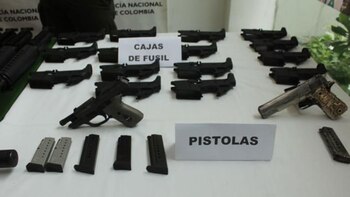 El armamento fue comprado a distribuidores autorizados en Miami por 12 meses.