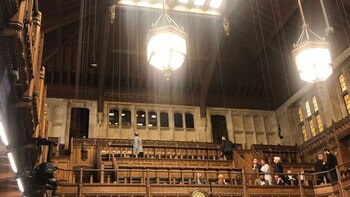 La sesión en el Parlamento británico fue aplazada por la gotera