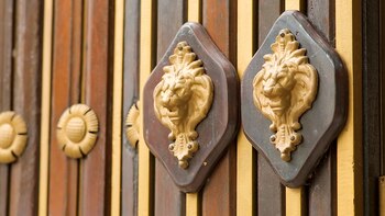 Detalles alegóricos