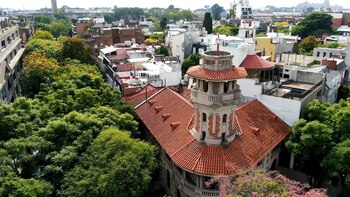 La torre mirador que se
