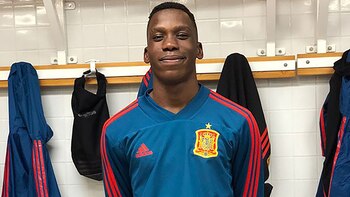 Ilaix Moriba se nacionalizó español (@ilaixmk)