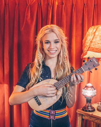 Fue nominada como “Artista Revelación”