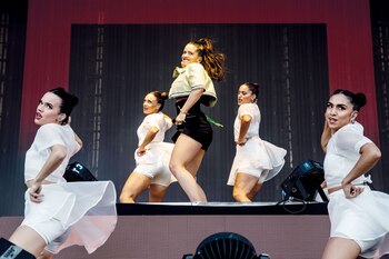 Rosalía: torera chic, con minishort