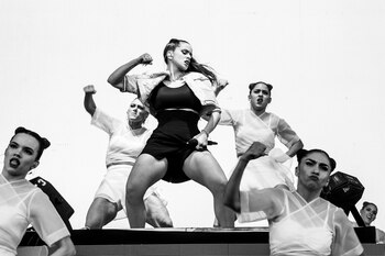 Tras lanzar Con altura, su