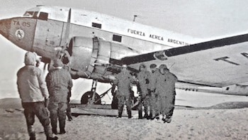 El avión de Olezza en
