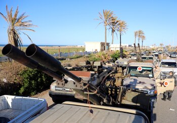 Veh{iculos militares en el este