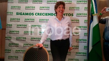 Arabela Carrera se impone por