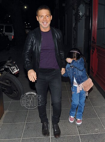 Adrián Suar y su hija,