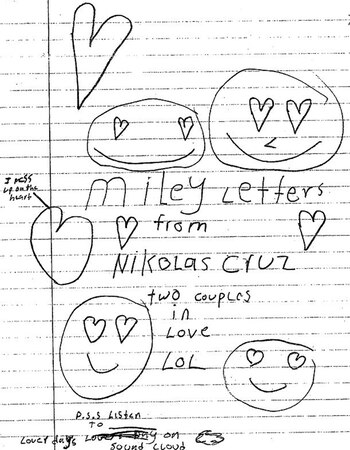 “Parejas enamoradas”, escribió Cruz. También