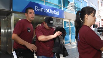 El taxista Rímolo (Matías Baglietto)