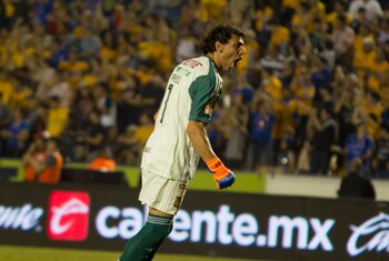 Guzmán festeja un gol de