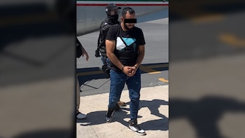 Adrián Alonso Guerrero Covarrubias “El 8” , quien fue detenido en Zapopan, Jalisco y trasladado a el penal de Durango Foto: (Twitter @FGRMexico)