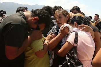 Familiares de las víctimas del