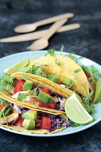 Tortilla de maíz con pargo.