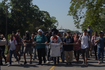 Más de 300 personas irrumpieron