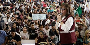 Yeidckol Polevnsky, presidenta de Morena,