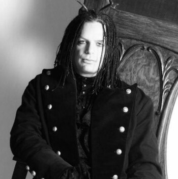 Ian Hodgkinson es originario de Ontario