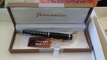 La lapicera descripta por el