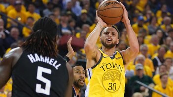 Stephen Curry no estuvo fino