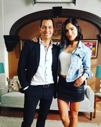 Alejandro Peniche junto a Alejandra