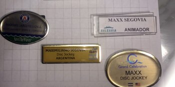 Placas de los cruceros donde