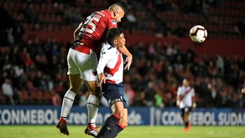 Colón eliminó a Deportivo Municipal