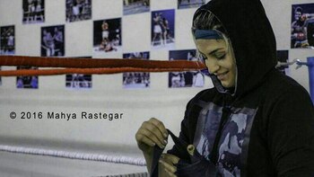 Sadaf Khadem peleó por primera