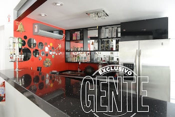 El bar del salón . Foto: Julio César Ruiz/GENTE