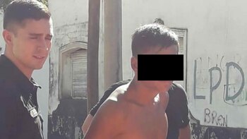 Su última detención, una foto