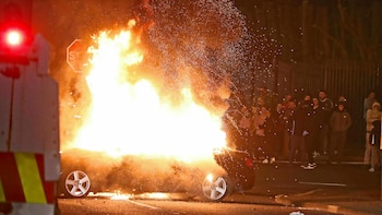 Los disidentes arrojaron bombas molotov