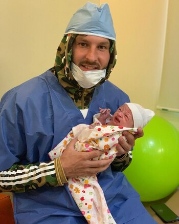 Gignac presume a Mavy, su