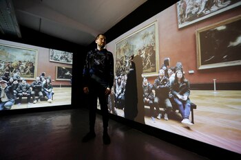 El público asistente al Louvre