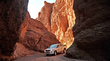 60 mujeres provenientes de Francia,