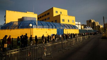 Un grupo de personas hacía