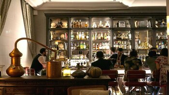 Bar Fifty Mills en Ciudad
