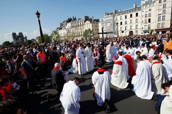 (AP Photo/Francois Mori)