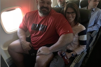 Shaw es campeón de Fuerza y se burla de su propio tamaño. (Foto: Instagram)