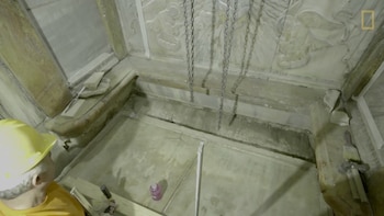 El mármol que cubría la