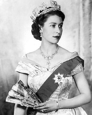 Isabel II nació el 21
