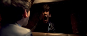 La Llorona se desliza entre