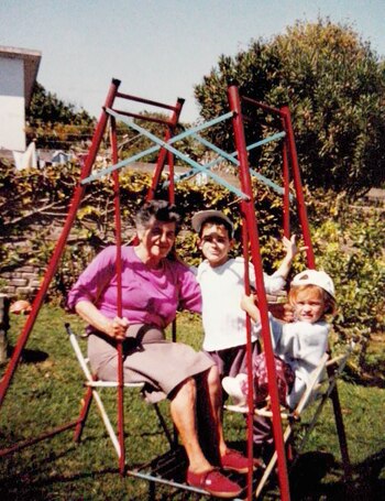 Cuando eran más joven, junto